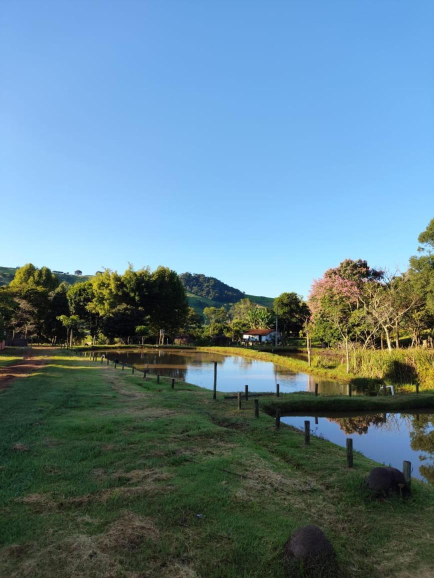 Pousada Alto Da Cachoeira Hotel บูเอโนบรันเดา ภายนอก รูปภาพ